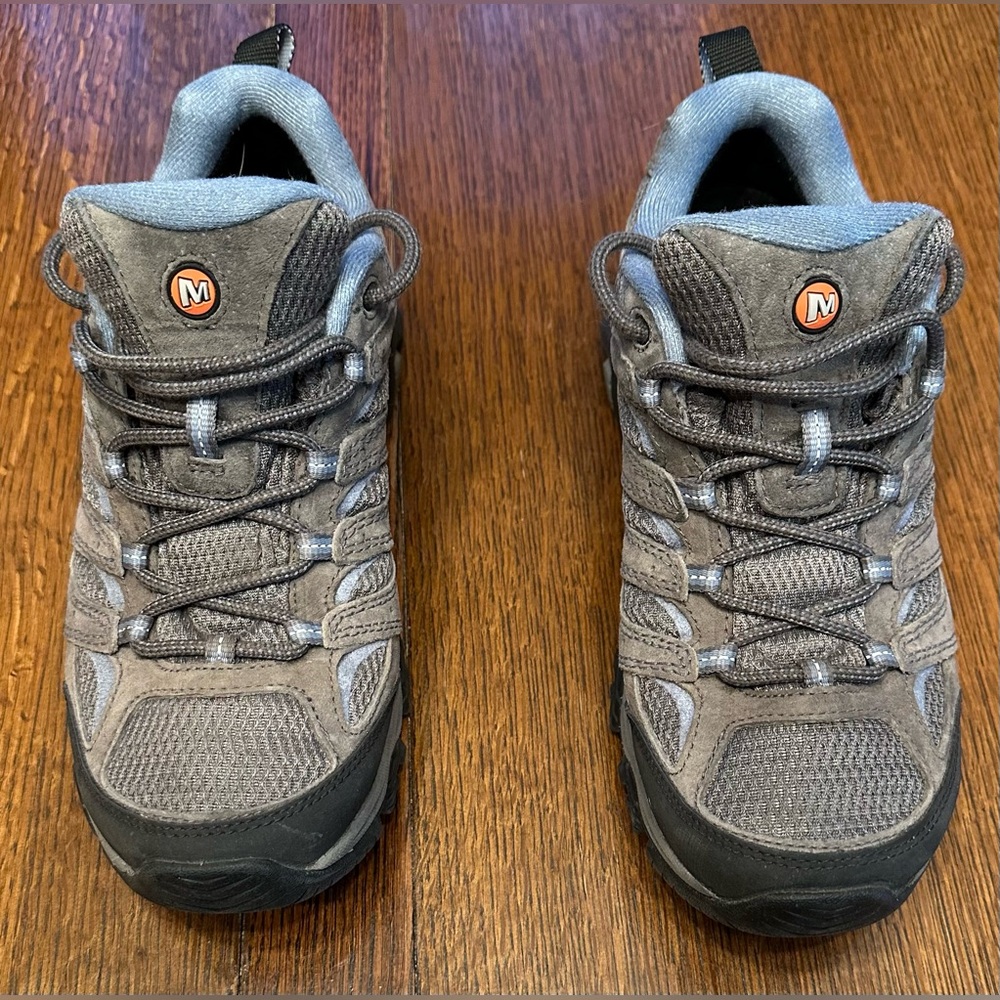 Merrell Women’s Moab 3 Gray, Black, & Light Blue Athletic Hiking Shoes 8.5 Wide